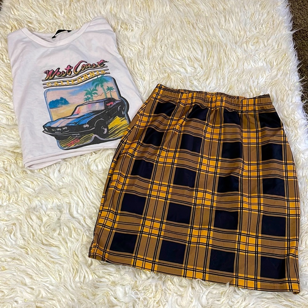Crop top and pencil skirt set yellow